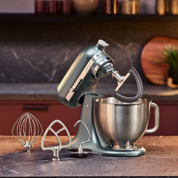 Фото - Планетарный миксер KitchenAid Artisan Plus 4.7 л (5KSM50PKVEJP)